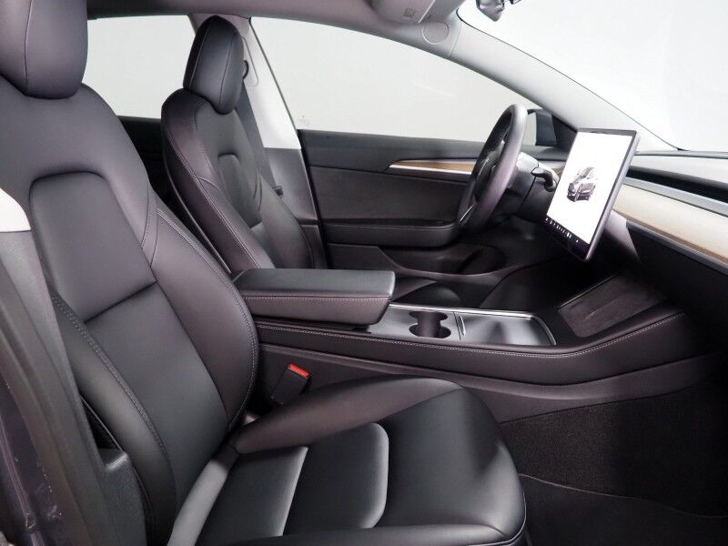 2022 Tesla Model 3 Long Range AWD *AUTOPILOT, NAVIGATION, SAFETY ALERTS, ADAPTIVE CRUISE, SURROUND VIEW CAMERAS, PANORAMA GLASS ROOF, HEATED SEATS/STEERING WHEEL, BLUETOOTH, WIRELESS CHARGING Round Rock TX