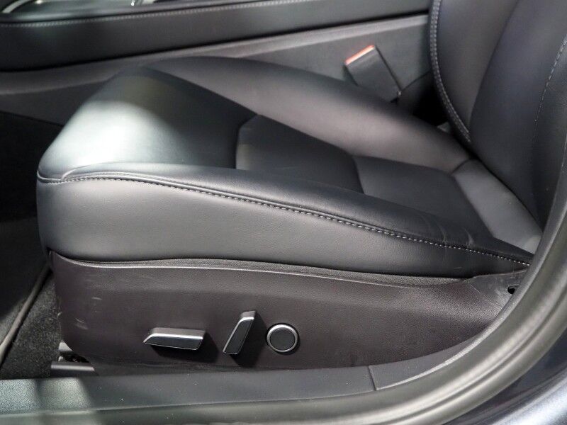 2022 Tesla Model 3 Long Range AWD *AUTOPILOT, NAVIGATION, SAFETY ALERTS, ADAPTIVE CRUISE, SURROUND VIEW CAMERAS, PANORAMA GLASS ROOF, HEATED SEATS/STEERING WHEEL, BLUETOOTH, WIRELESS CHARGING Round Rock TX