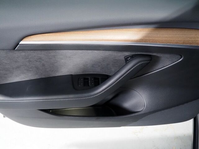 2022 Tesla Model 3 Long Range AWD *AUTOPILOT, NAVIGATION, SAFETY ALERTS, ADAPTIVE CRUISE, SURROUND VIEW CAMERAS, PANORAMA GLASS ROOF, HEATED SEATS/STEERING WHEEL, BLUETOOTH, WIRELESS CHARGING Round Rock TX 2022 Tesla Model 3 Long Range AWD *AUTOPILOT, NAVIGATION, SAFETY ALERTS, ADAPTIVE CRUISE, SURROUND VIEW CAMERAS, PANORAMA GLASS ROOF, HEATED SEATS/STEERING WHEEL, BLUETOOTH, WIRELESS CHARGING Round Rock TX