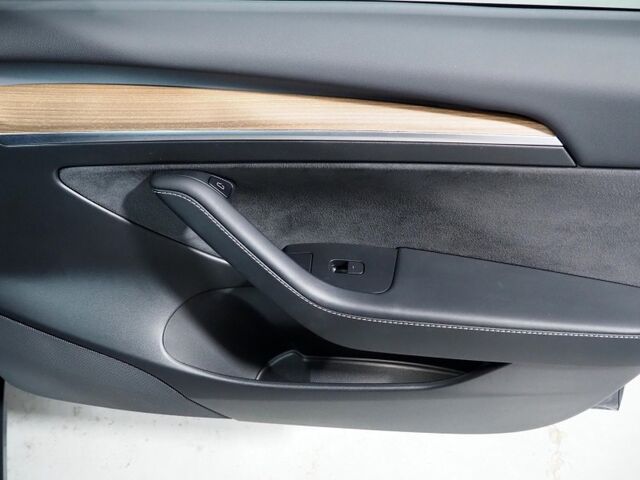 2022 Tesla Model 3 Long Range AWD *AUTOPILOT, NAVIGATION, SAFETY ALERTS, ADAPTIVE CRUISE, SURROUND VIEW CAMERAS, PANORAMA GLASS ROOF, HEATED SEATS/STEERING WHEEL, BLUETOOTH, WIRELESS CHARGING Round Rock TX 2022 Tesla Model 3 Long Range AWD *AUTOPILOT, NAVIGATION, SAFETY ALERTS, ADAPTIVE CRUISE, SURROUND VIEW CAMERAS, PANORAMA GLASS ROOF, HEATED SEATS/STEERING WHEEL, BLUETOOTH, WIRELESS CHARGING Round Rock TX