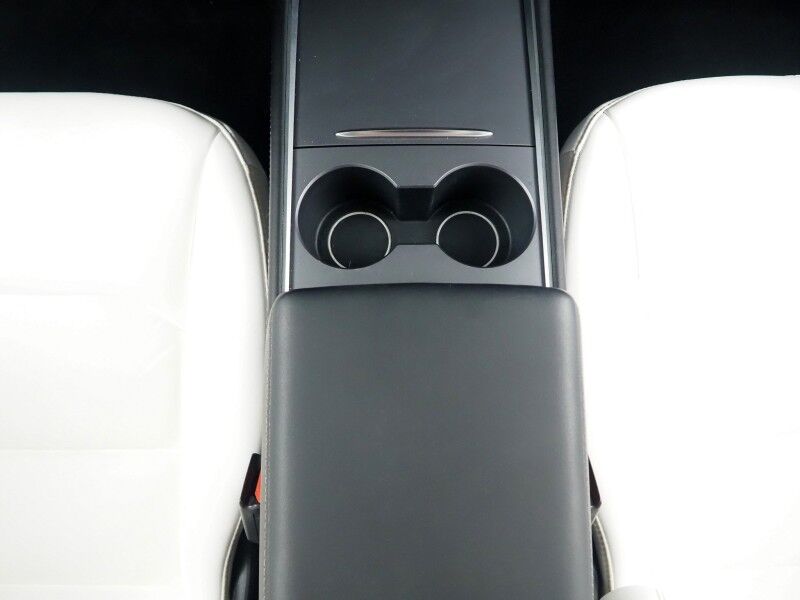 2022 Tesla Model 3 Long Range AWD *TRAFFIC AWARE CRUISE CONTROL, NAVIGATION, SAFETY ALERTS, SURROUND VIEW CAMERAS, PANORAMA GLASS ROOF, HEATED SEATS/STEERING WHEEL, 19 INCH WHEELS, WIRELESS CHARGING Round Rock TX