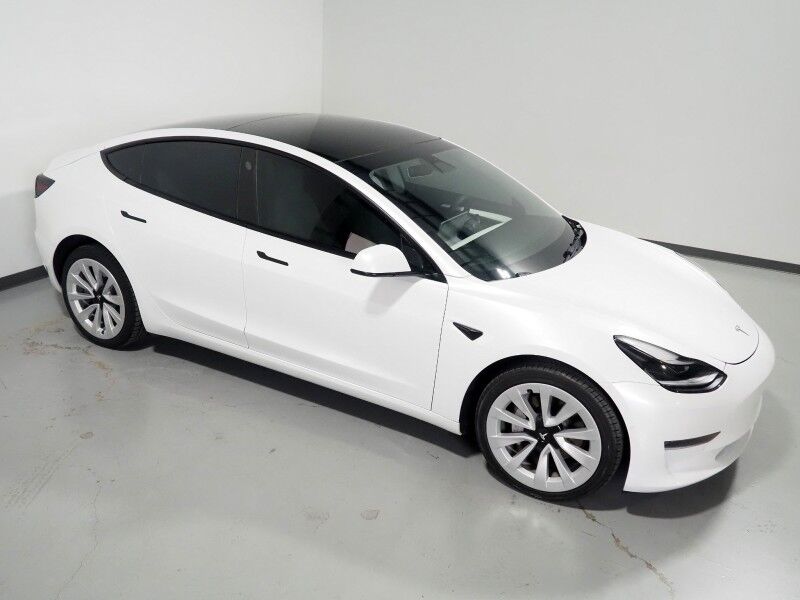 2022 Tesla Model 3 Long Range AWD *TRAFFIC AWARE CRUISE CONTROL, NAVIGATION, SAFETY ALERTS, SURROUND VIEW CAMERAS, PANORAMA GLASS ROOF, HEATED SEATS/STEERING WHEEL, 19 INCH WHEELS, WIRELESS CHARGING Round Rock TX