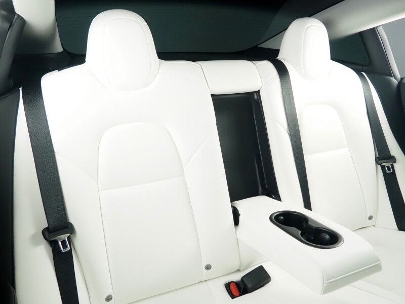 2022 Tesla Model 3 Long Range AWD *TRAFFIC AWARE CRUISE CONTROL, NAVIGATION, SAFETY ALERTS, SURROUND VIEW CAMERAS, PANORAMA GLASS ROOF, HEATED SEATS/STEERING WHEEL, 19 INCH WHEELS, WIRELESS CHARGING Round Rock TX