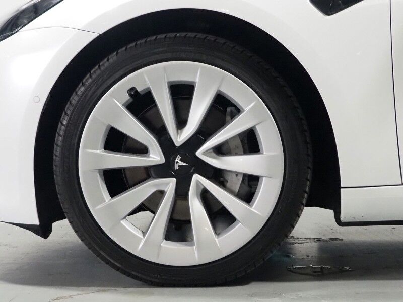 2022 Tesla Model 3 Long Range AWD *TRAFFIC AWARE CRUISE CONTROL, NAVIGATION, SAFETY ALERTS, SURROUND VIEW CAMERAS, PANORAMA GLASS ROOF, HEATED SEATS/STEERING WHEEL, 19 INCH WHEELS, WIRELESS CHARGING Round Rock TX