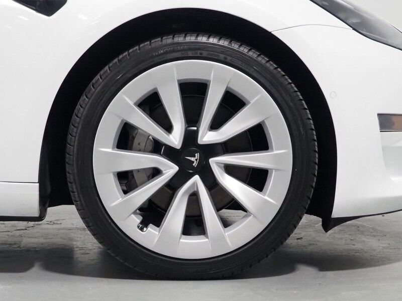 2022 Tesla Model 3 Long Range AWD *TRAFFIC AWARE CRUISE CONTROL, NAVIGATION, SAFETY ALERTS, SURROUND VIEW CAMERAS, PANORAMA GLASS ROOF, HEATED SEATS/STEERING WHEEL, 19 INCH WHEELS, WIRELESS CHARGING Round Rock TX