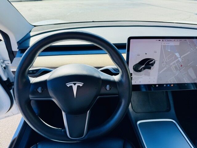 2022 Tesla Model 3 Long Range photo 3