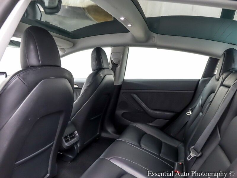 2022 Tesla Model 3 Long Range PRICE INCLUDES $4000 IRS TAX CREDIT!! YOU MUST QUALIF Willowbrook IL