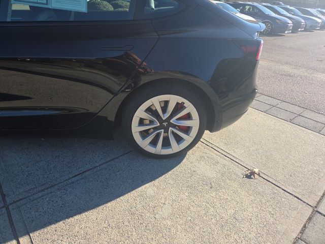 2022 Tesla Model 3 Long Range photo 4