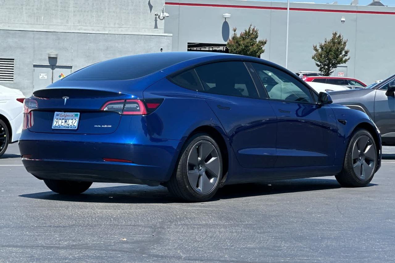 2022 Tesla Model 3 Long Range