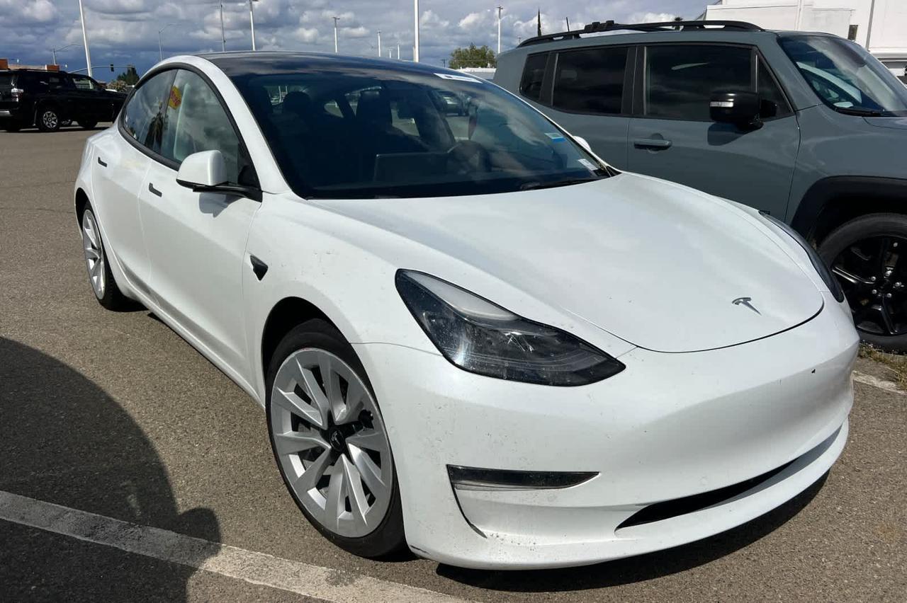 2022 Tesla Model 3 Long Range