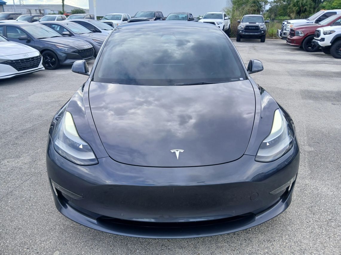 2022 Tesla Model 3 Long Range Sedan 4D