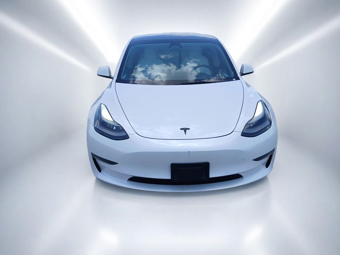 2022 Tesla Model 3 Long Range Sedan 4D