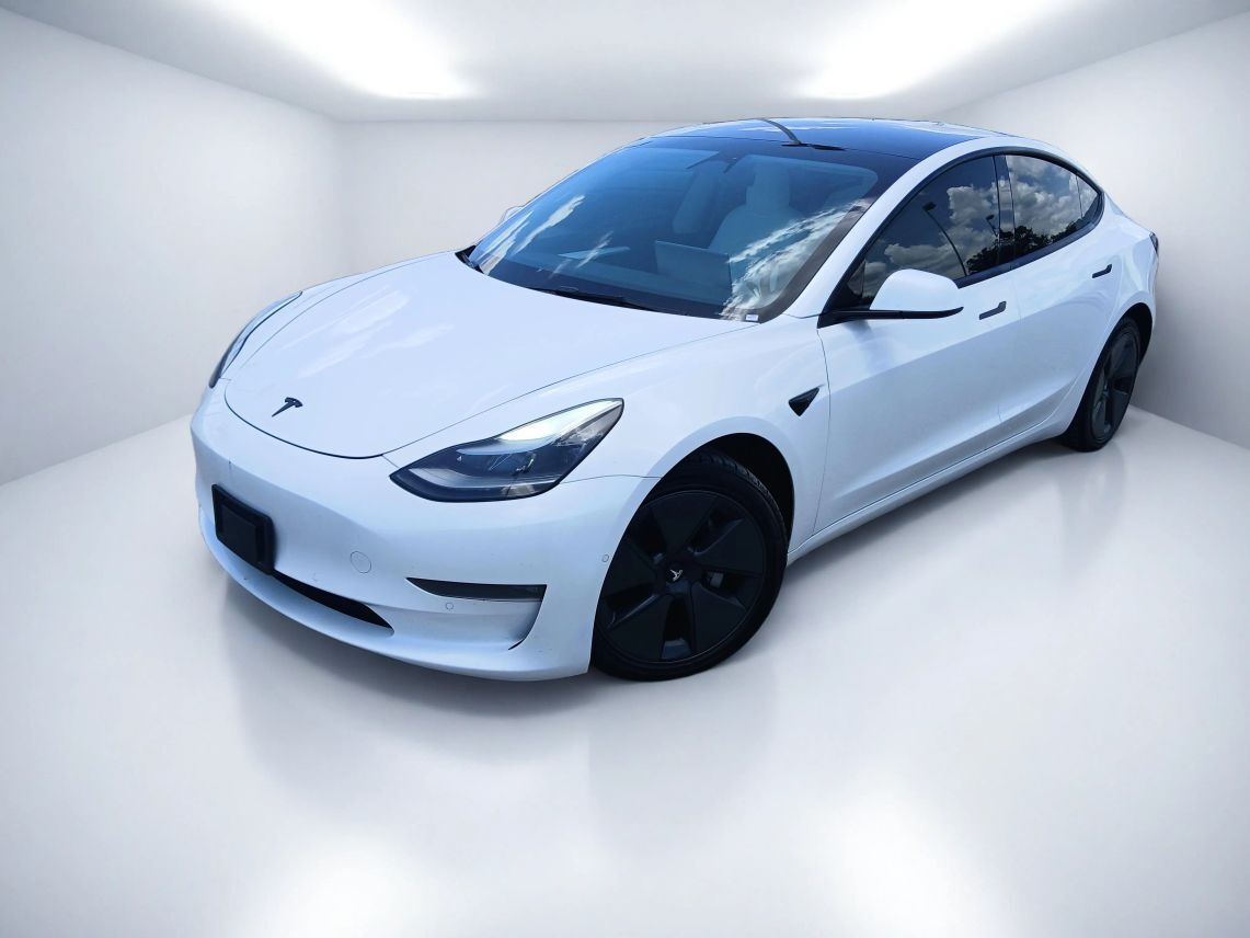 2022 Tesla Model 3 Long Range Sedan 4D