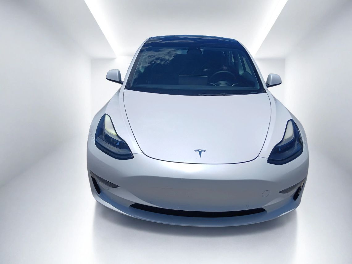 2022 Tesla Model 3 Long Range Sedan 4D