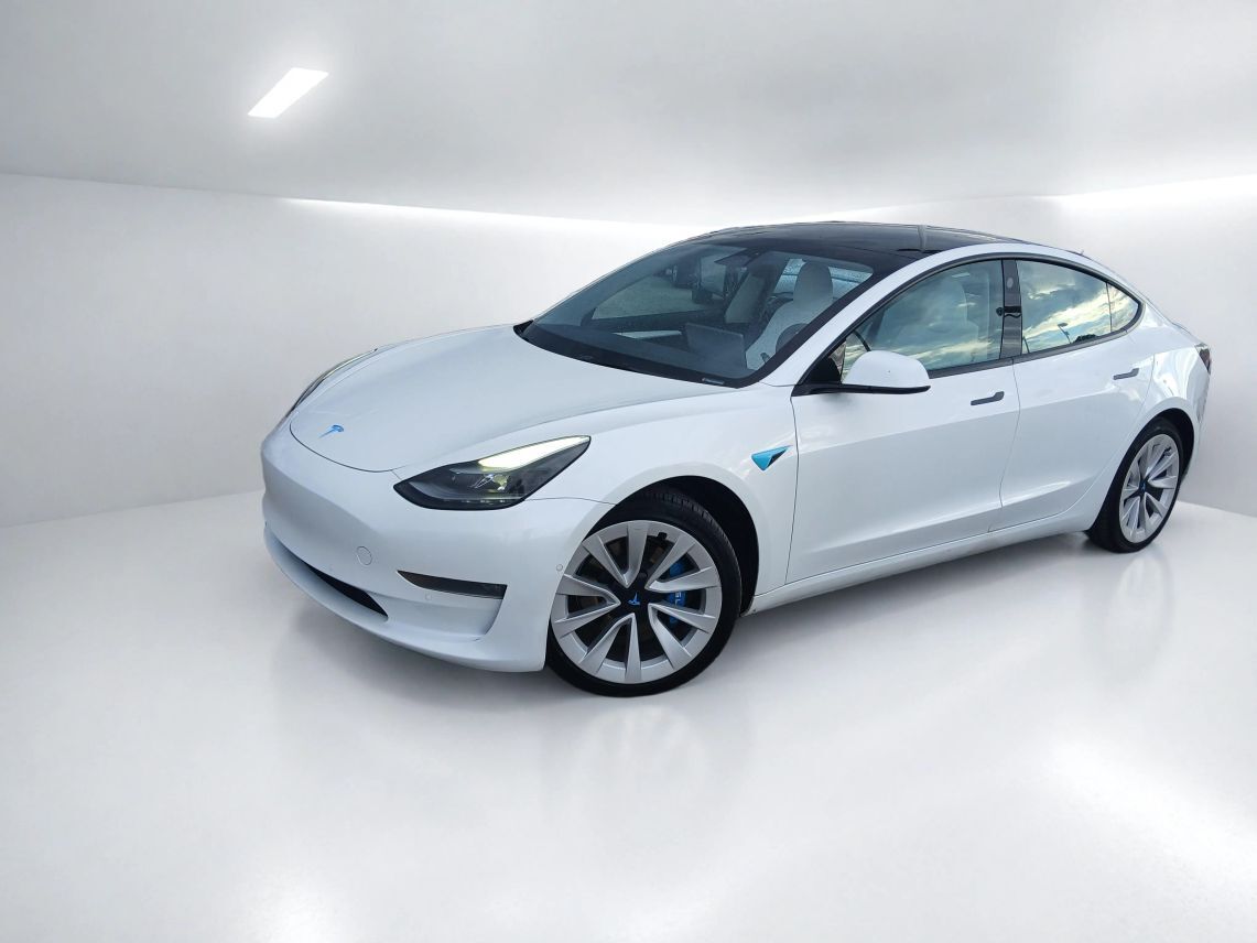 2022 Tesla Model 3 Long Range Sedan 4D