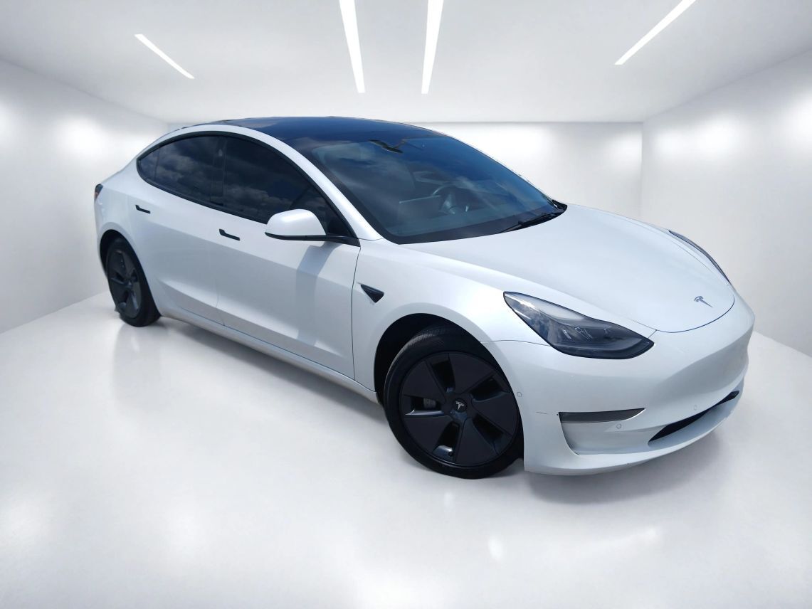 2022 Tesla Model 3 Long Range Sedan 4D