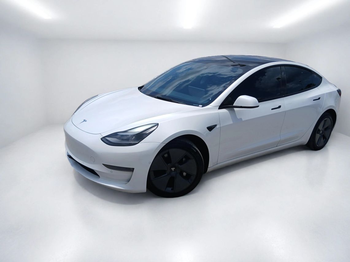 2022 Tesla Model 3 Long Range Sedan 4D