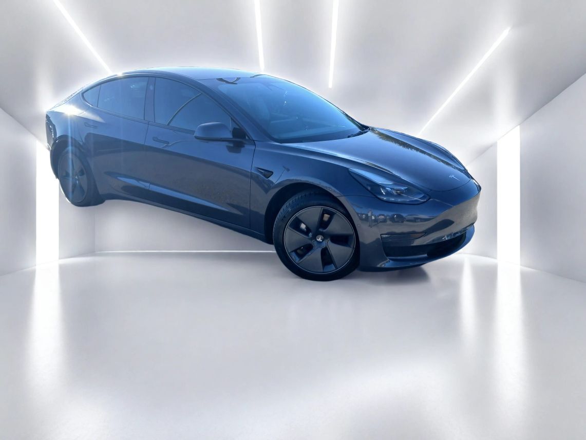 2022 Tesla Model 3 Long Range Sedan 4D