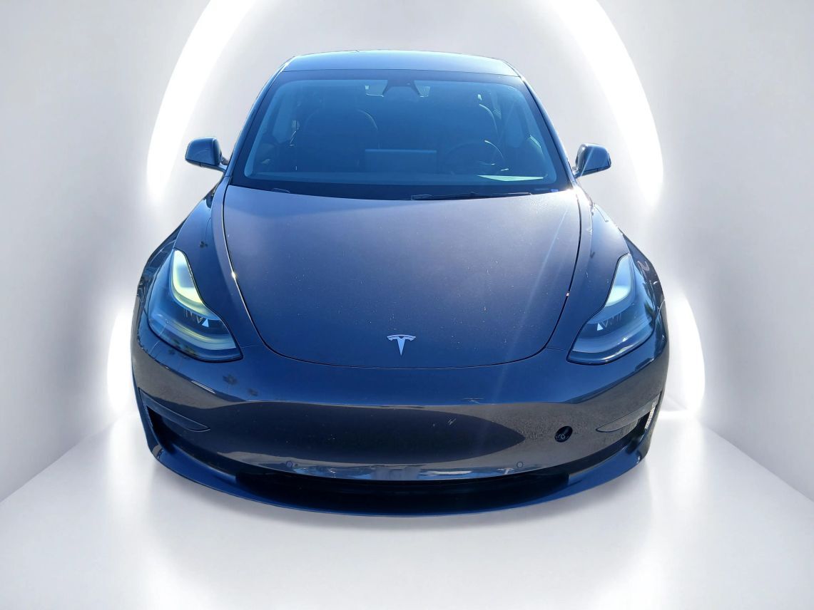 2022 Tesla Model 3 Long Range Sedan 4D