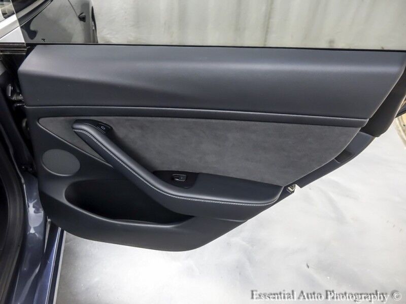 2022 Tesla Model 3 Long Range Willowbrook IL
