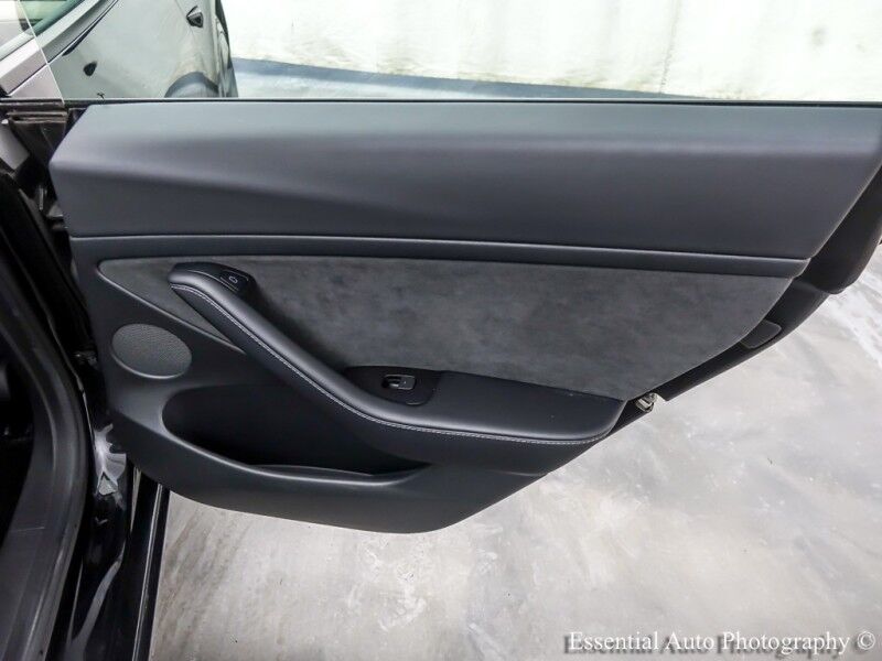 2022 Tesla Model 3 Long Range Willowbrook IL