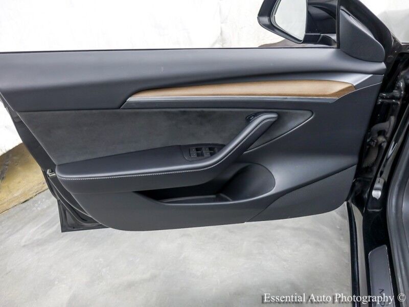 2022 Tesla Model 3 Long Range Willowbrook IL