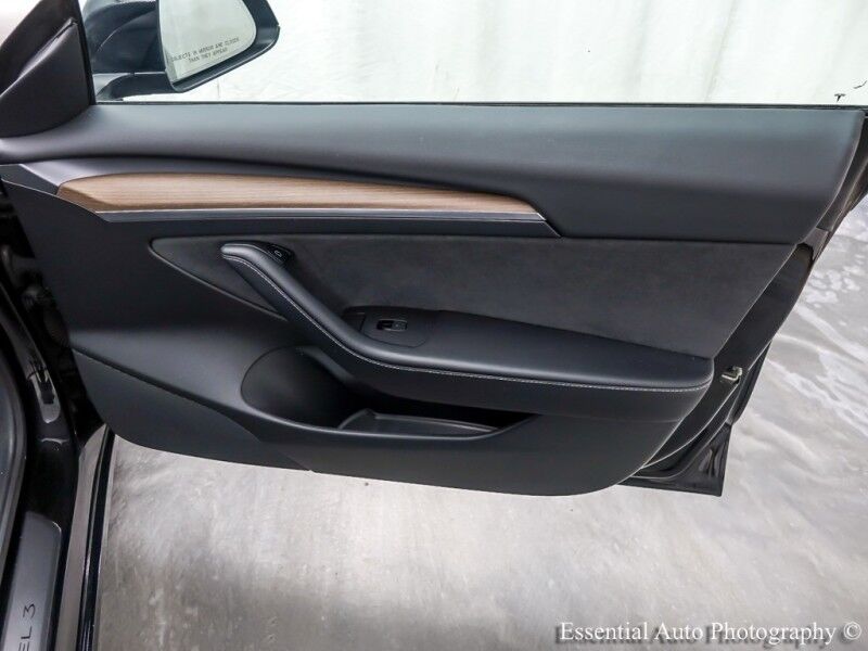 2022 Tesla Model 3 Long Range Willowbrook IL