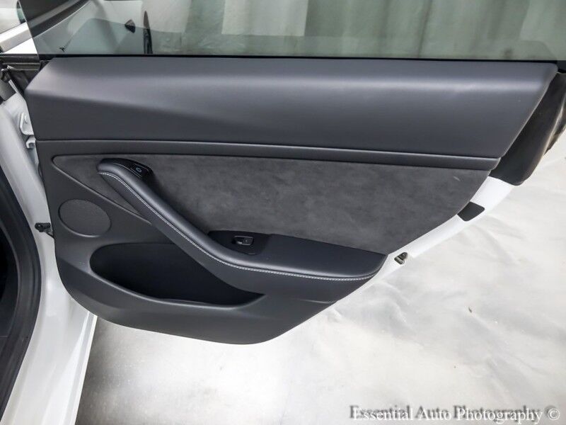 2022 Tesla Model 3 Long Range Willowbrook IL