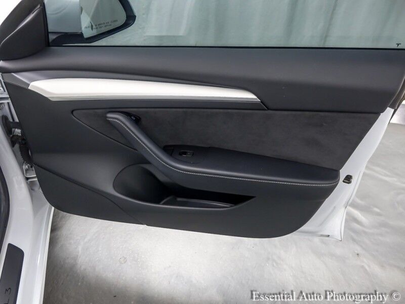 2022 Tesla Model 3 Long Range Willowbrook IL
