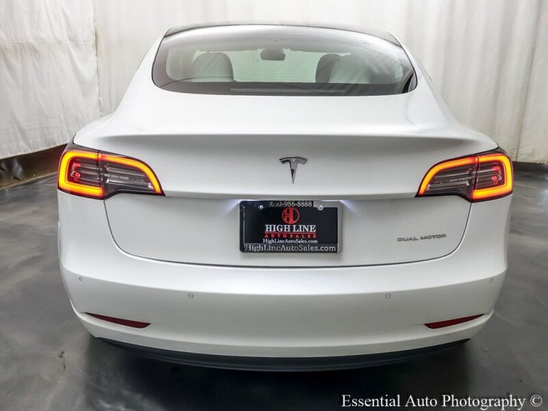 2022 Tesla Model 3 Long Range Willowbrook IL
