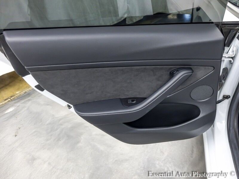 2022 Tesla Model 3 Long Range Willowbrook IL