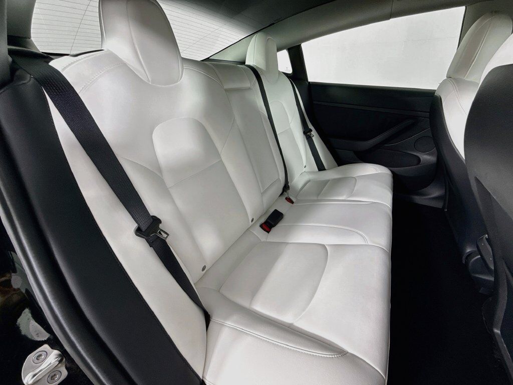 2022 Tesla Model 3 Long Range Willowbrook IL