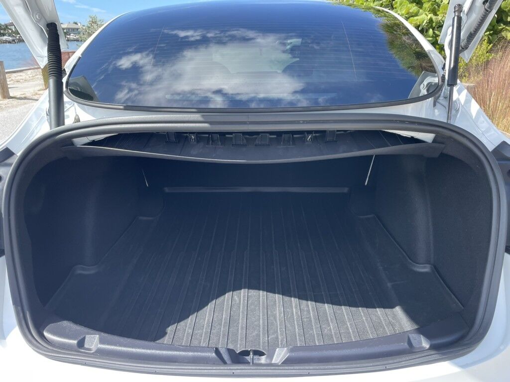2022 Tesla Model 3 MODEL 3~AUTOPILOT PACKAGE~STANDARD RANGE Sarasota FL