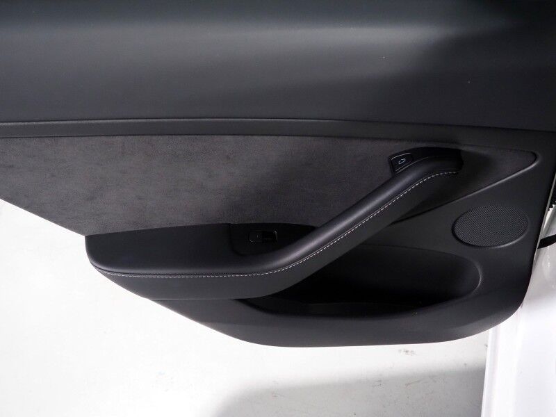 2022 Tesla Model 3 Performance AWD *TRAFFIC AWARE CRUISE CONTROL, NAVIGATION, SAFETY ALERTS, SURROUND VIEW CAMERAS, PANORAMA GLASS ROOF, HEATED SEATS/STEERING WHEEL, 20 INCH UBERTURBINE WHEELS, WIRELESS CHARGING Round Rock TX