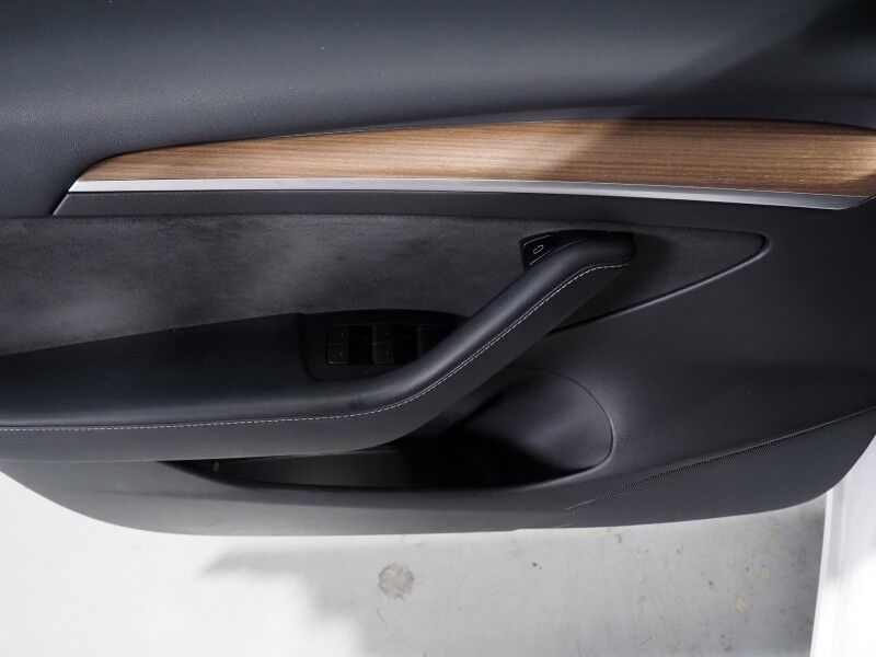 2022 Tesla Model 3 Performance AWD *TRAFFIC AWARE CRUISE CONTROL, NAVIGATION, SAFETY ALERTS, SURROUND VIEW CAMERAS, PANORAMA GLASS ROOF, HEATED SEATS/STEERING WHEEL, 20 INCH UBERTURBINE WHEELS, WIRELESS CHARGING Round Rock TX