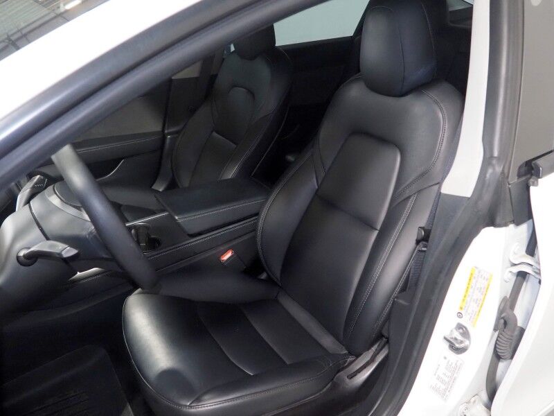 2022 Tesla Model 3 Performance AWD *TRAFFIC AWARE CRUISE CONTROL, NAVIGATION, SAFETY ALERTS, SURROUND VIEW CAMERAS, PANORAMA GLASS ROOF, HEATED SEATS/STEERING WHEEL, 20 INCH UBERTURBINE WHEELS, WIRELESS CHARGING Round Rock TX