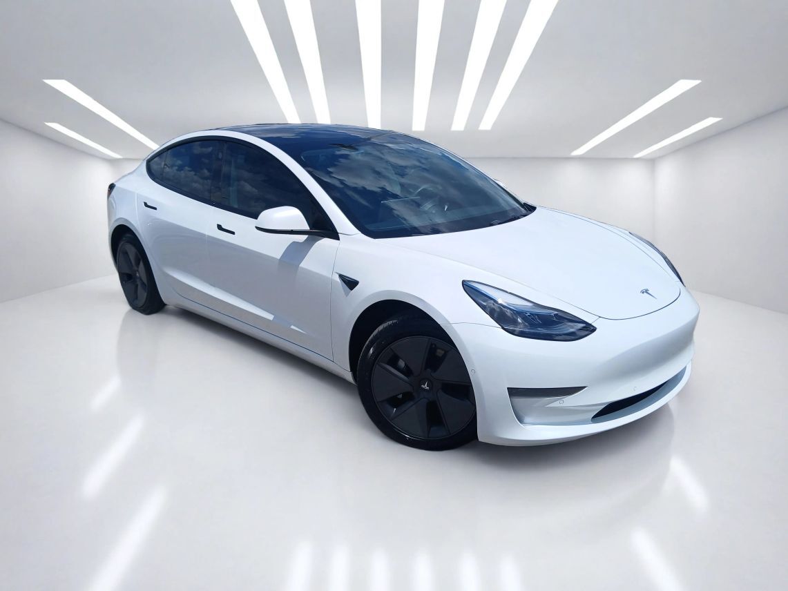 2022 Tesla Model 3 Standard Sedan 4D