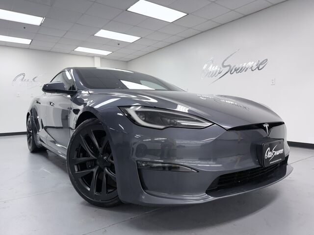 2022 Tesla Model S's photo