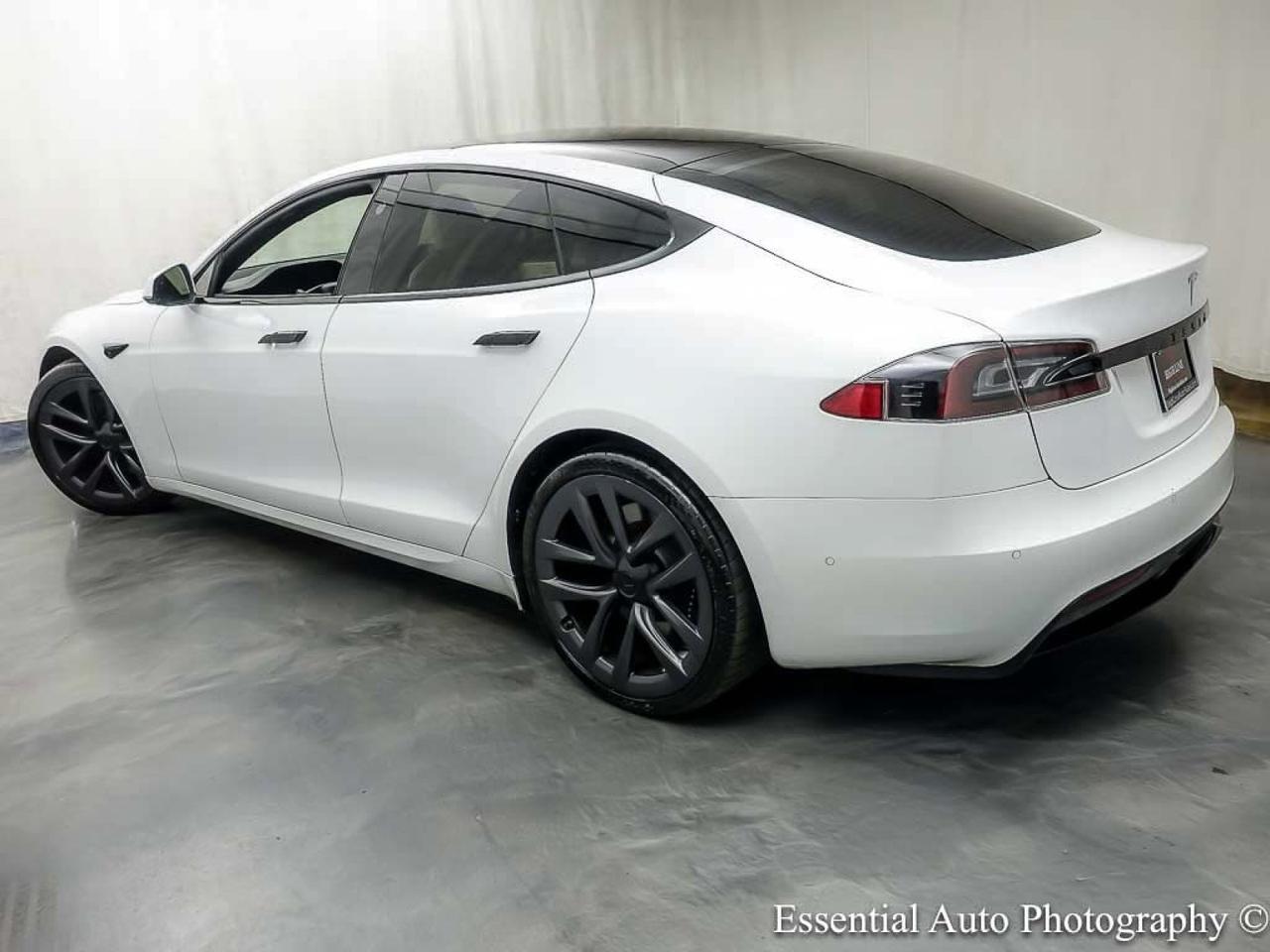 2022 Tesla Model S Willowbrook IL
