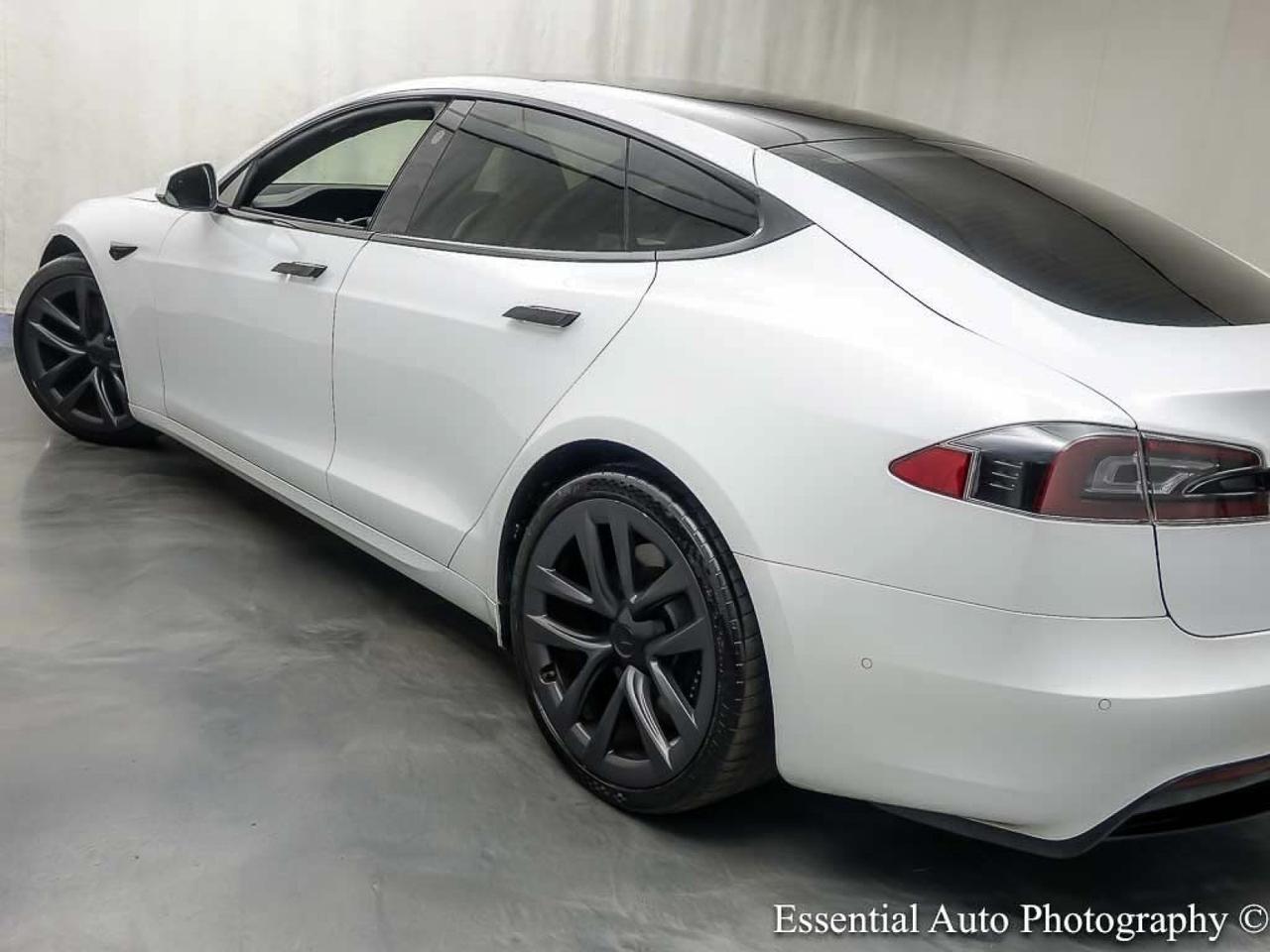 2022 Tesla Model S Willowbrook IL