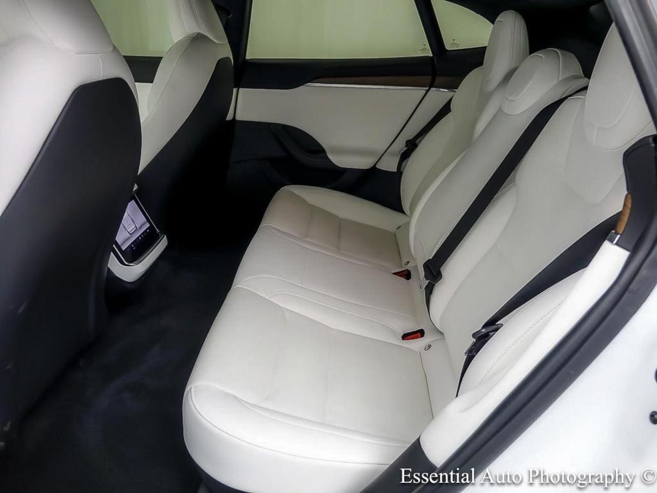2022 Tesla Model S Willowbrook IL