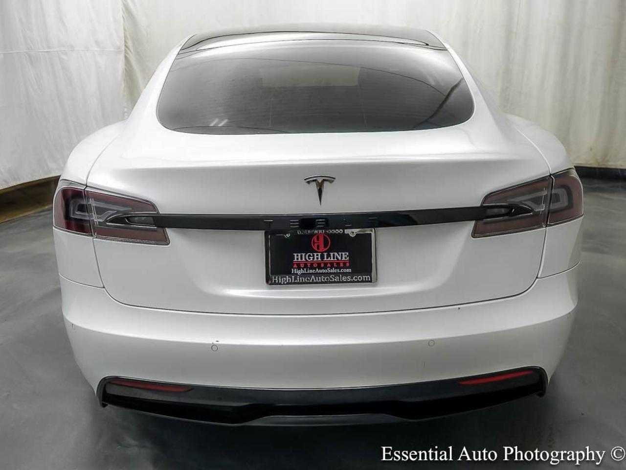 2022 Tesla Model S Willowbrook IL