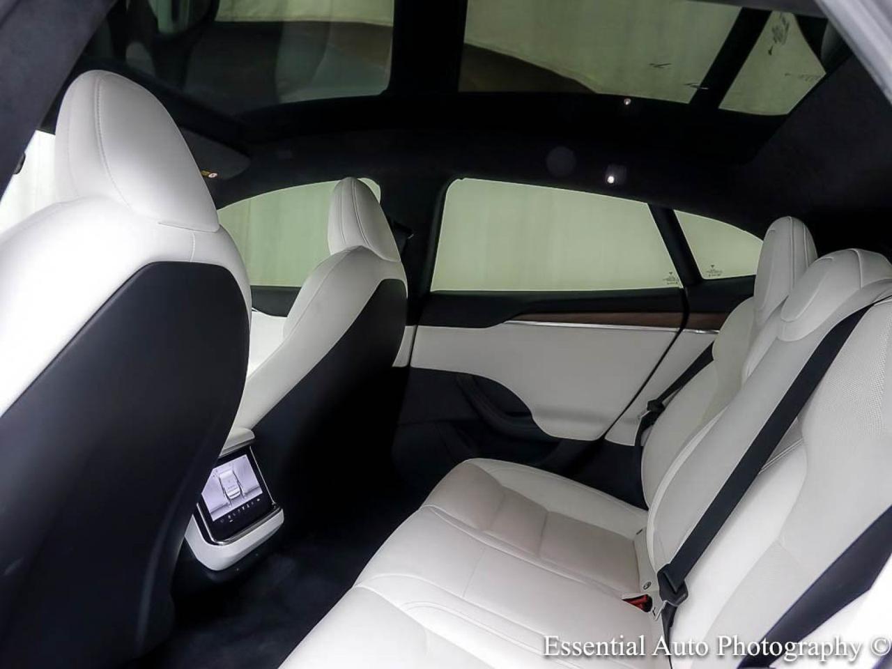 2022 Tesla Model S Willowbrook IL