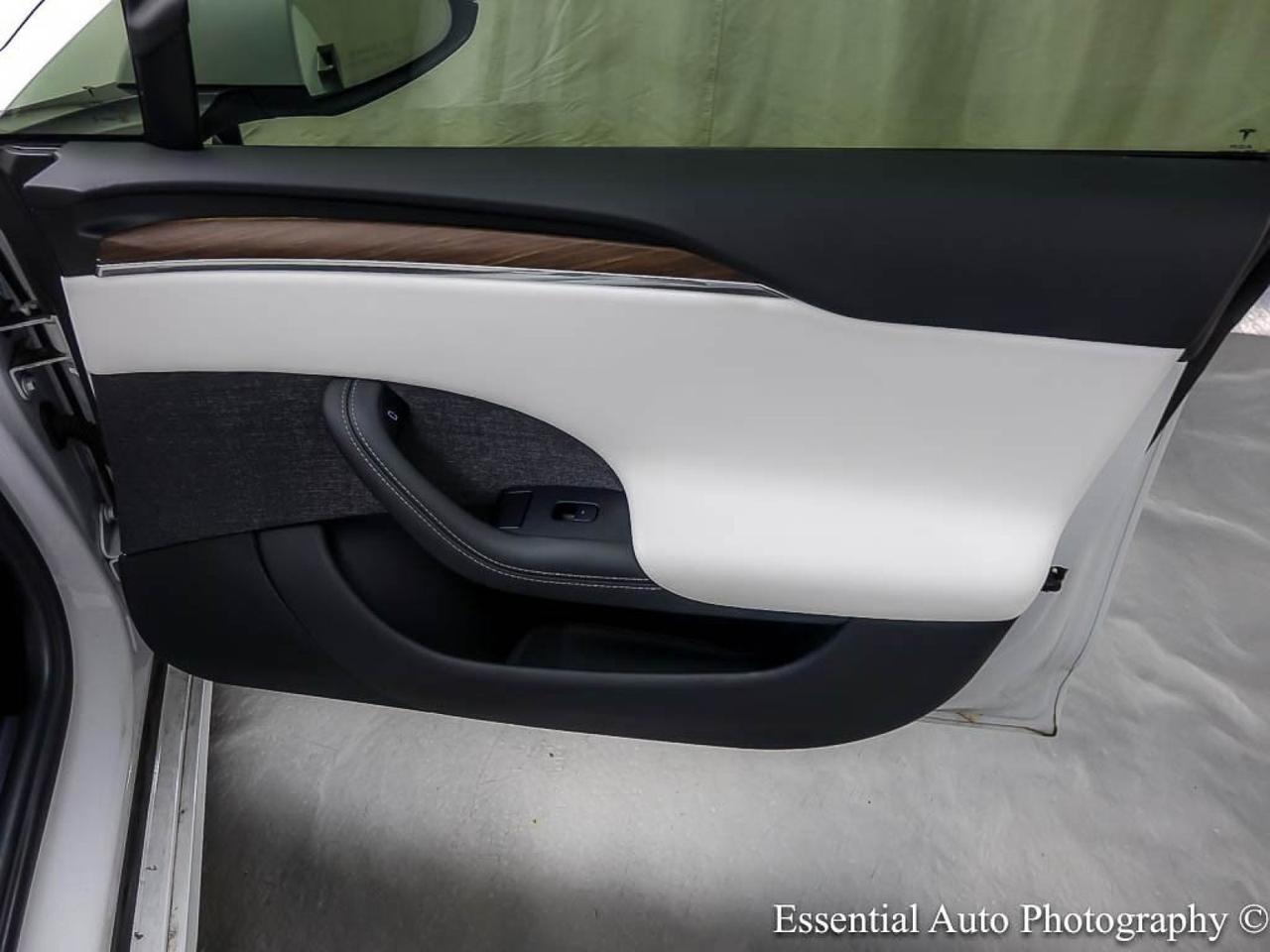 2022 Tesla Model S Willowbrook IL