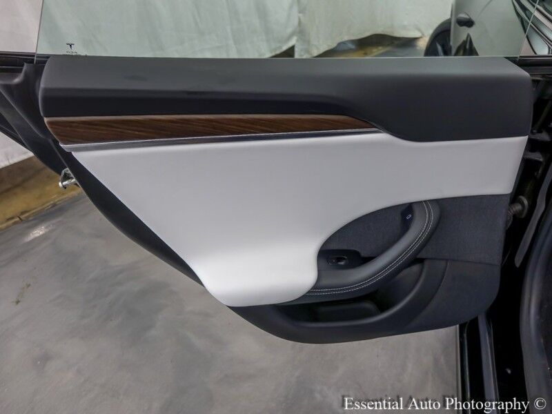 2022 Tesla Model S Willowbrook IL
