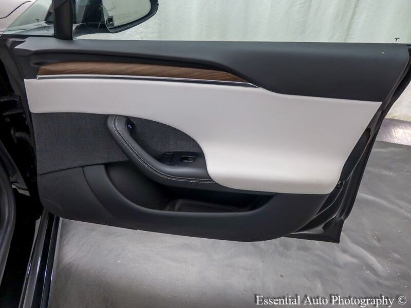 2022 Tesla Model S Willowbrook IL