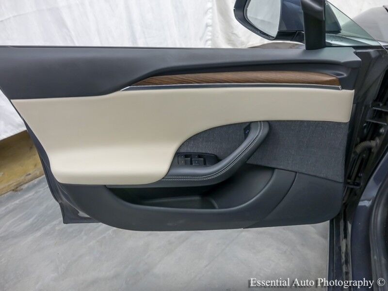 2022 Tesla Model S Willowbrook IL