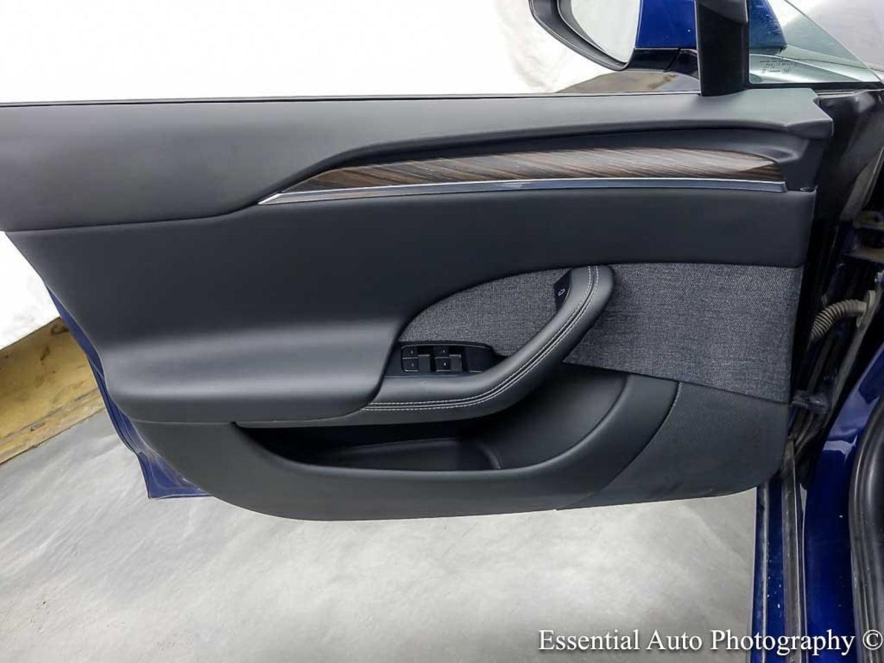 2022 Tesla Model S Willowbrook IL