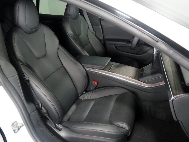 2022 Tesla Model S AWD *FULL SELF-DRIVING ENABLED, AUTOPILOT, NAVIGATION, SAFETY ALERTS, ADAPTIVE CRUISE, SURROUND VIEW CAMERAS, PANORAMA GLASS ROOF, CLIMATE SEATS, HEATED YOKE STEERING, PREMIUM AUDIO, WIRELESS CHARGING