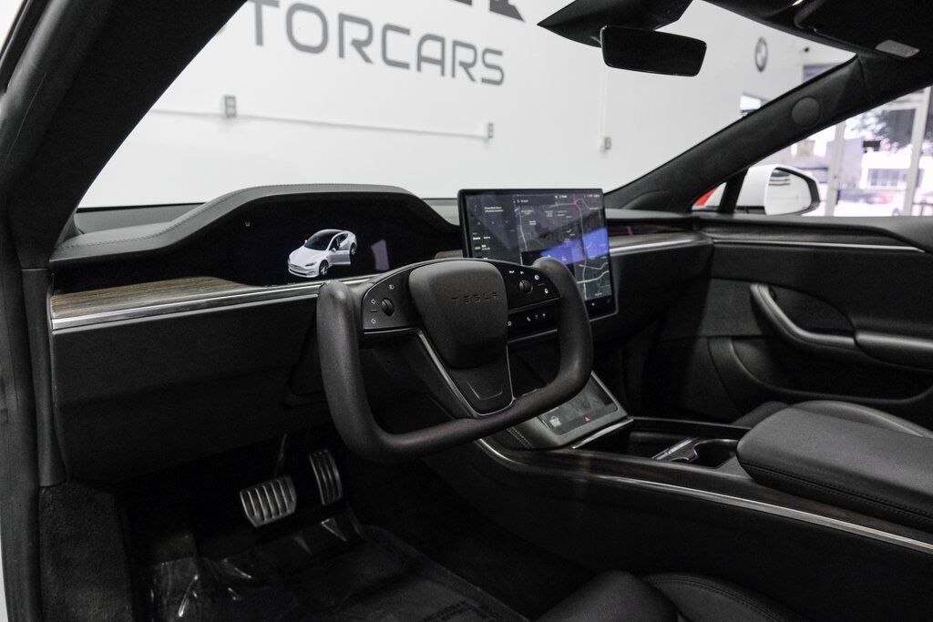 2022 Tesla Model S Base